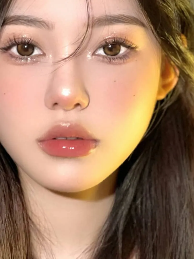 9 Bí Quyết Makeup Cho Người Mới – Tự Tin Đẹp Lung Linh Mỗi Ngày!